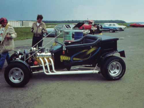 Black T rod